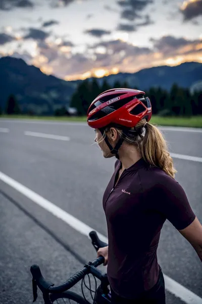 Abus Viantor Racefietshelm - Wit - Afbeelding 4