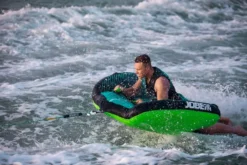 Jobe Revolve Funtube - 1 Persoons 13 Jobe Revolve Funtube - 1 Persoons -Gelukkig Sporten 230120001 actionshot 2 big resultaat