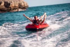 Jobe Thunder Funtube - 1 Persoons 6 Jobe Thunder Funtube - 1 Persoons -Gelukkig Sporten 230120005 actionshot big resultaat