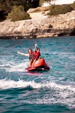 Jobe Chaser Funtube - 2 Persoons 7 Jobe Chaser Funtube - 2 Persoons -Gelukkig Sporten 230220002 actionshot 4 big resultaat