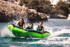 Jobe Revolve Funtube - 3 Persoons 9 Jobe Revolve Funtube - 3 Persoons -Gelukkig Sporten 230320001 actionshot 11 big resultaat