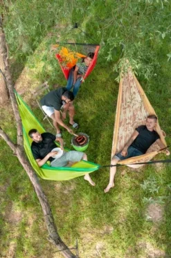 La Siesta Colibri 3.0 1 Persoons Reishangmat - Palm -Gelukkig Sporten 900 598 clt17 44 ambiance 002