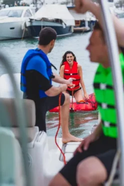 Jobe Zwemvest Universal - Volwassenen - Rood -Gelukkig Sporten jobe sfeerfoto 2