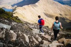 Osprey Syncro Daypack -12 Liter - Zwart -Gelukkig Sporten osprey syncrosylva 2 2